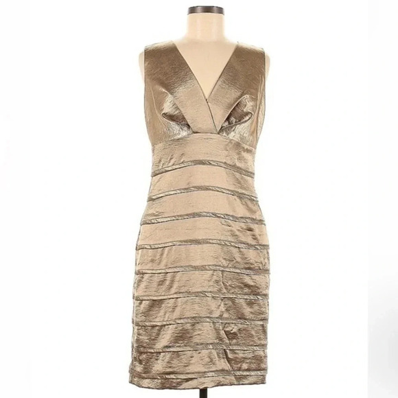 Eliza J | Gold Shimmer Metallic Party Formal Cocktail Dress Size 6 Small - Picture 1 of 2